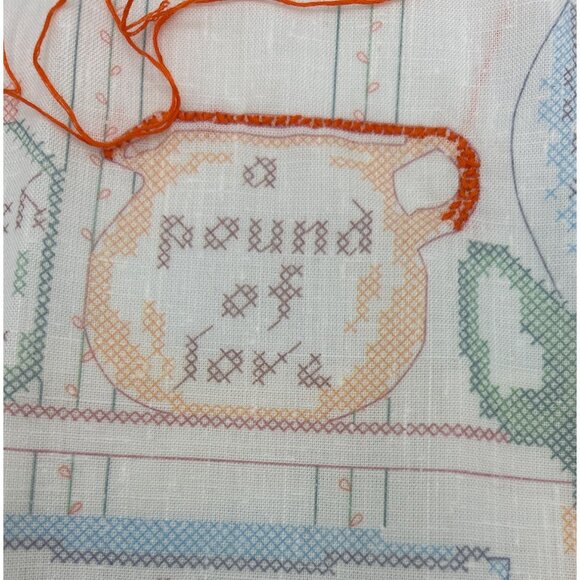 Vintage 1976 Sooz Inc. Cross Stitch "A Pinch Of Salt" Kitchen Decor Started Vtg - Picture 6 of 8